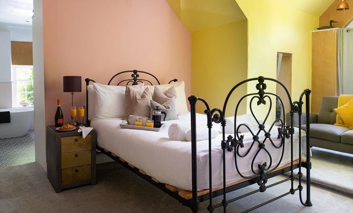 The Cors Country House